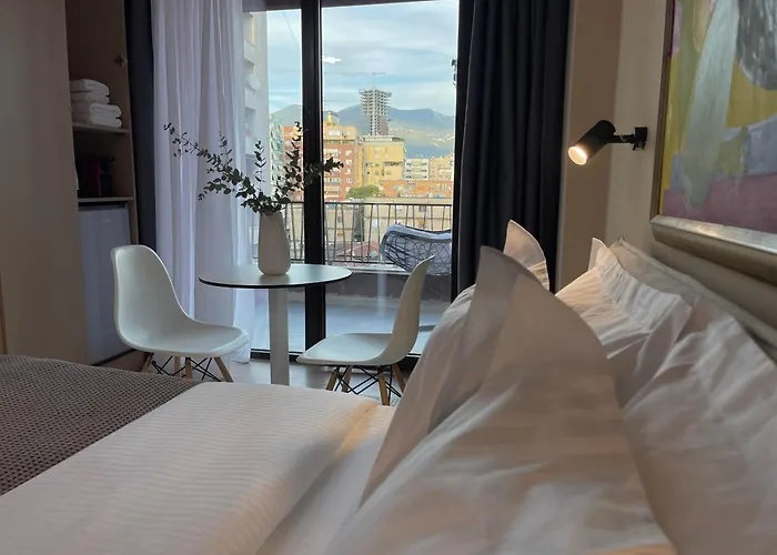 Magnetic Apartment *